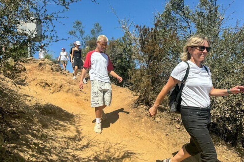 Los Angeles: The Original 2.5-Hour Hollywood Sign Hike 