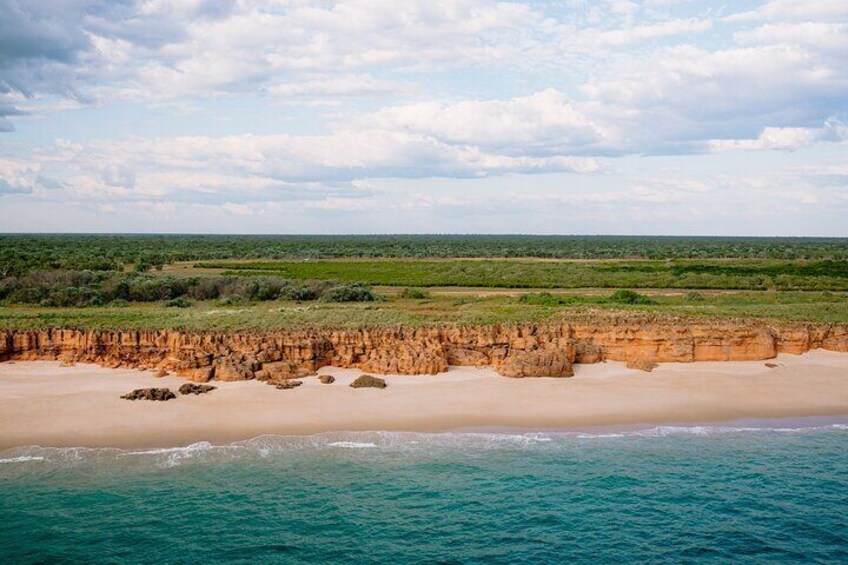 Broome Creek & Coast 45 minute scenic helicopter flight