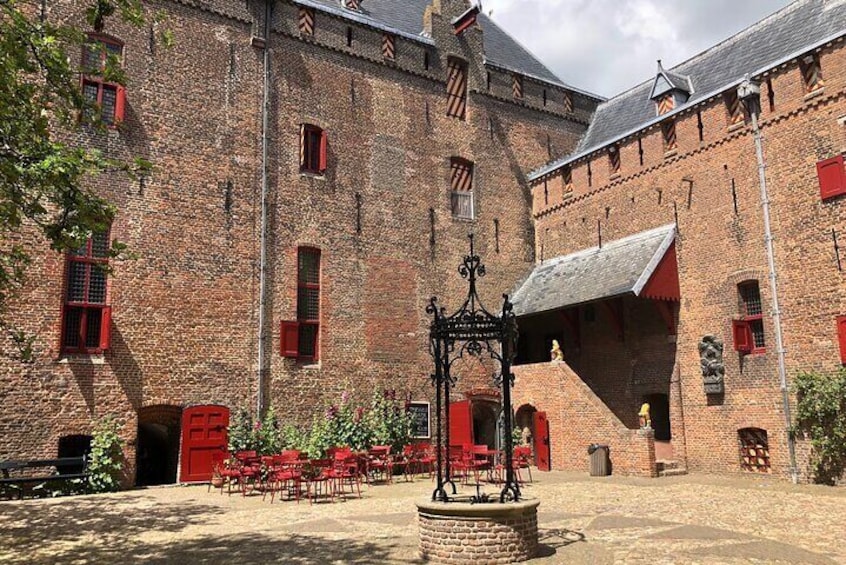 Amsterdam Castle & Utrecht City - Private Day Tour