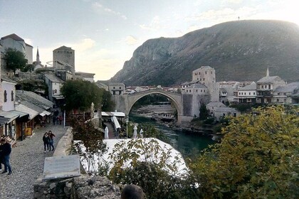 Private tour to Kravica waterfalls, Mostar and Počitelj