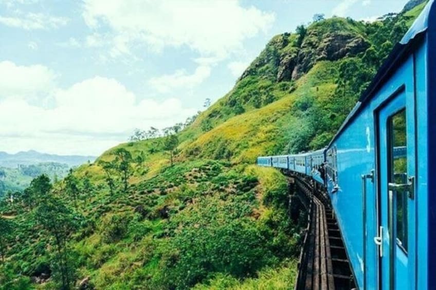 Ella - Kandy train ride