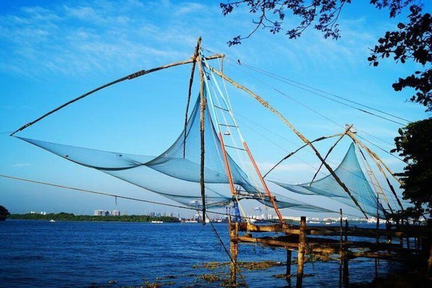 Cochin Heritage Tour With Alleppey Houseboat Cruise