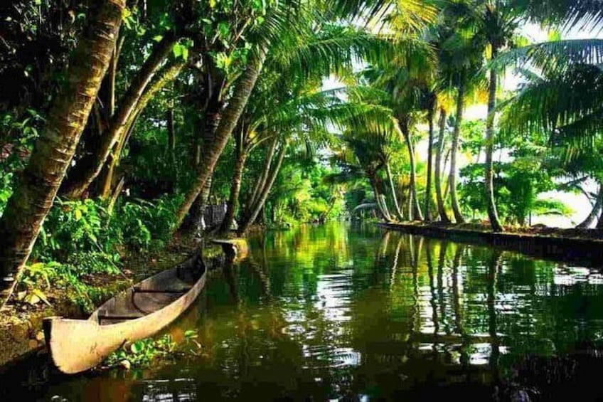 Cochin Heritage Tour With Alleppey Houseboat Cruise