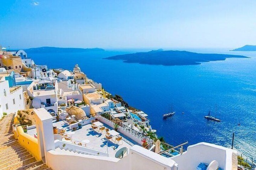 Shared Sunset Cruise around Santorini's best beaches