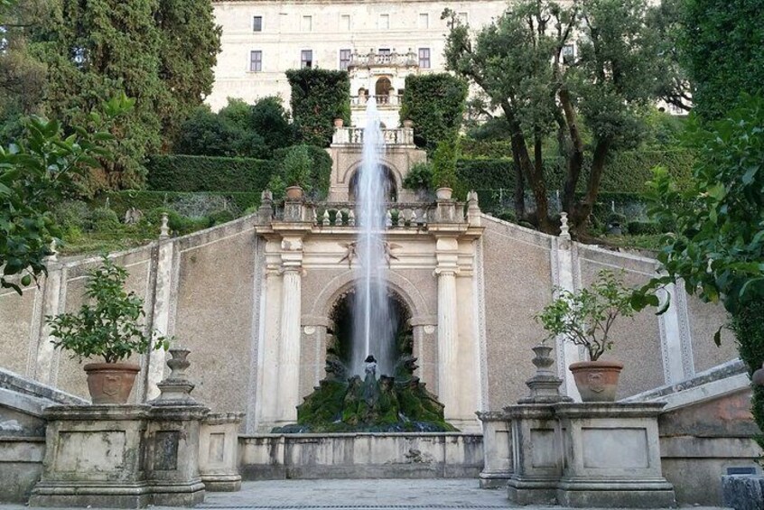 Best of Tivoli Guided Tour with Old Town, D'Este, Gregoriana & Hadrian's Villas