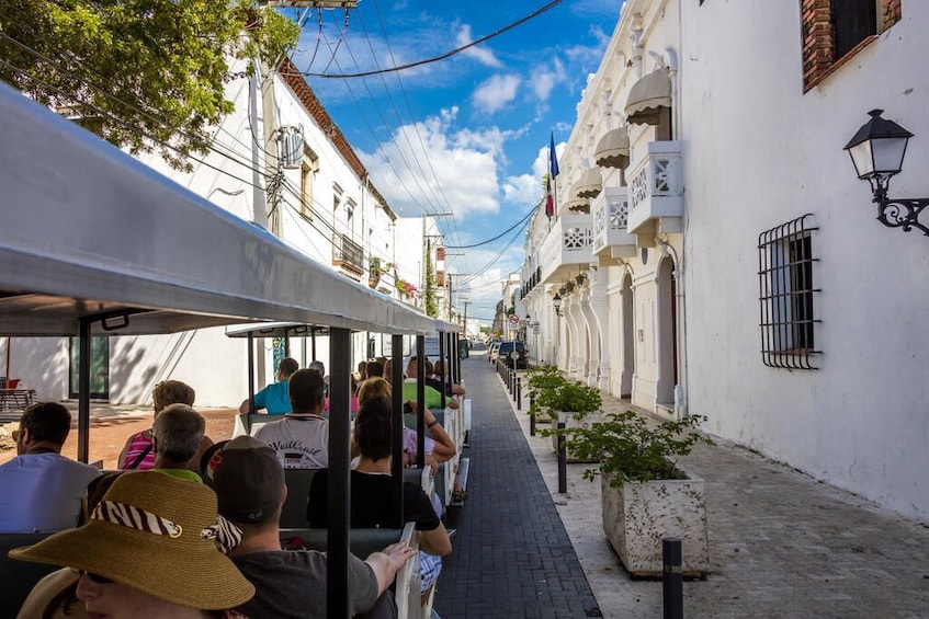 Guided Santo Domingo Sightseeing & Old Town Tour with Lunch