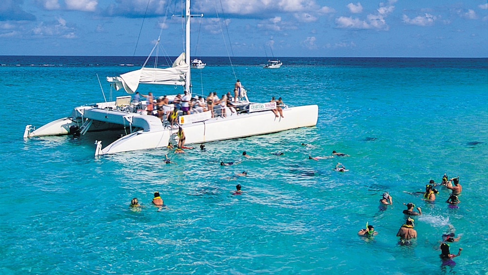 power catamaran and snorkel puerto costa maya royal caribbean