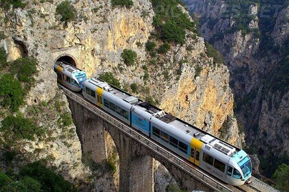 Single day rail trip from Thessaloniki to Meteora