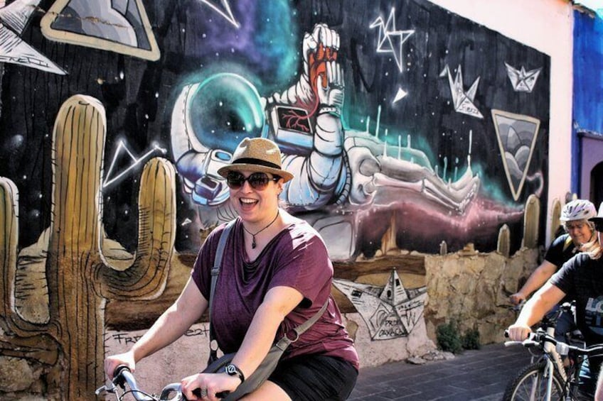 Show item 2 of 15. Street Art Bike Ride