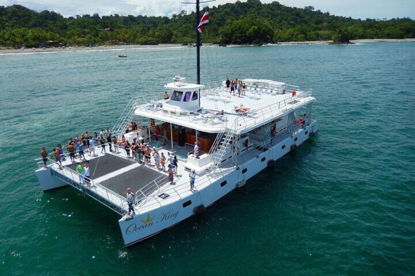 Catamaran Ocean King Manuel Antonio