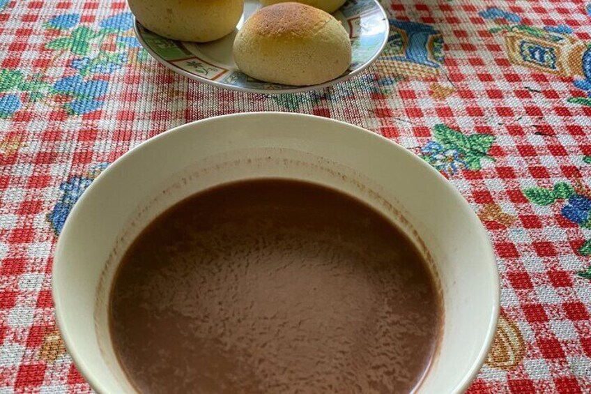 Visit a cocoa family farm close to Medellin