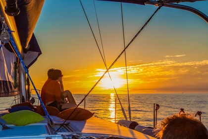 Luxury Sunset Sailing with Open bar
