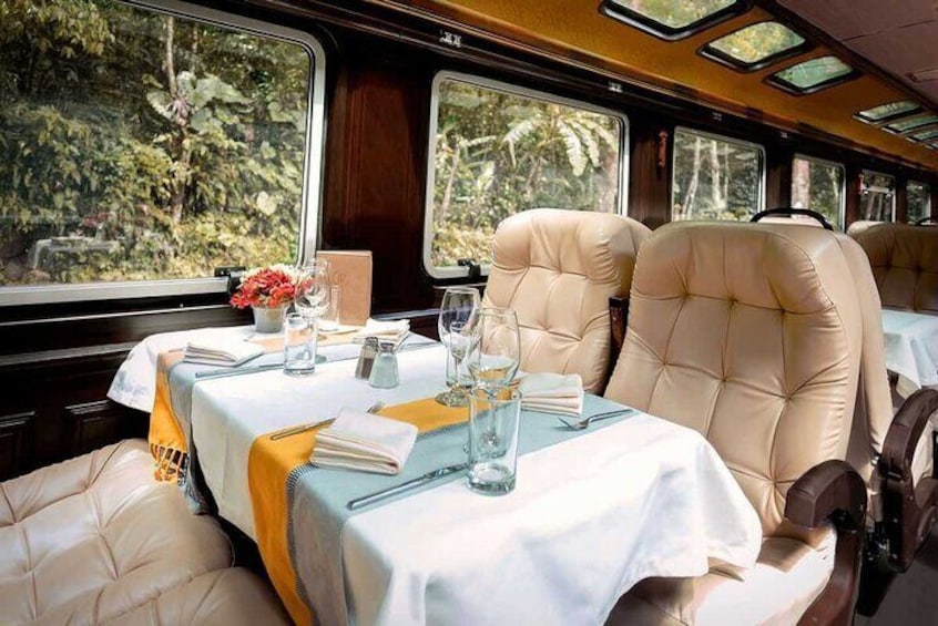 First class dining at First class MachuPicchu train