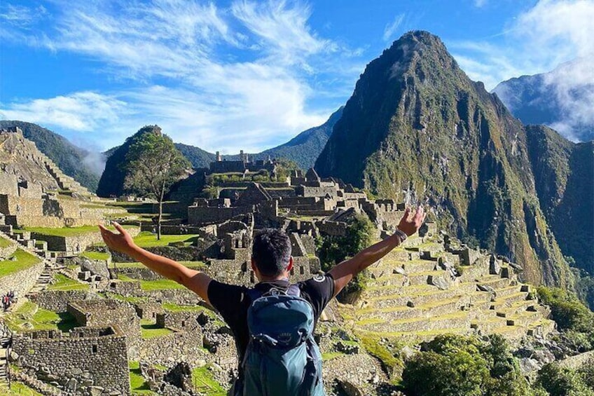 Machu Picchu 1-Day By Panoramic Vistadome Train