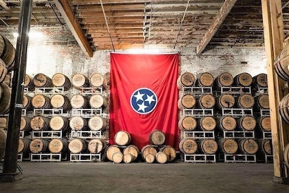 Nashville's Premier Distillery & Craft Brewery Bus Tour with Tastings