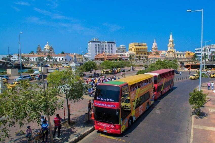 City Tour Hop On Hop Off Cartagena - Bus Turistico de 2 pisos 