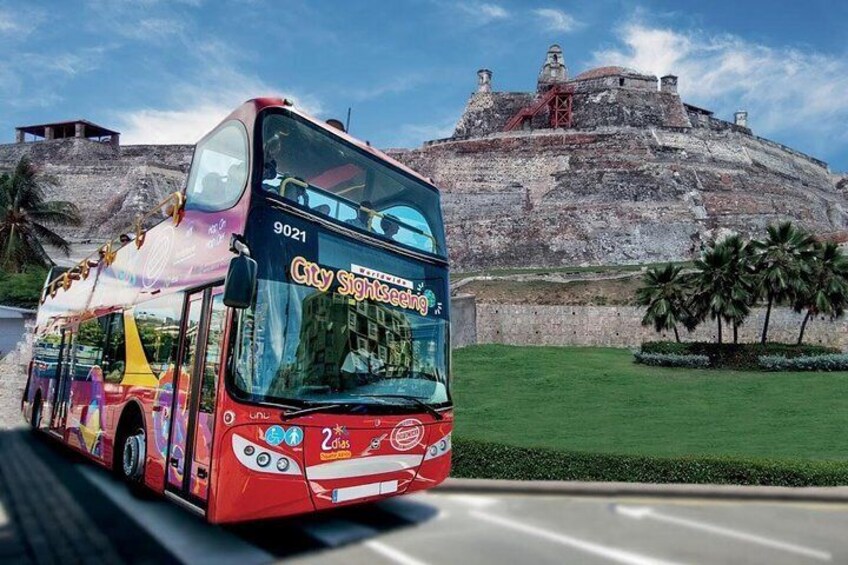 City Tour Hop On Hop Off Cartagena - Bus Turistico de 2 pisos 