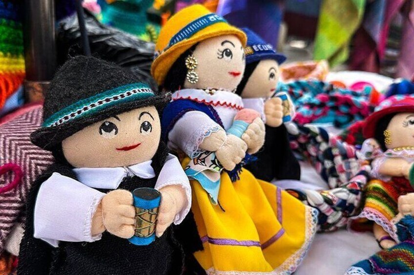 otavalo Market Mercado de Ponchos