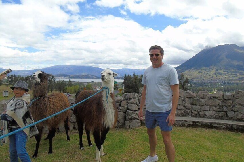 Otavalo Market Tour and Cuicocha Tour from Quito