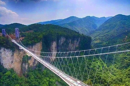 2-Day Private Tour to Zhangjiajie National Park from Beijing with Accommoda...