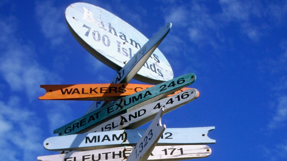 sign post in bahamas