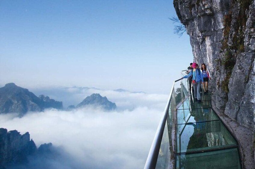 3-Day Private Tour to Zhangjiajie National Park and Glass Bridge from Xi’an