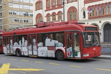 BELGRADE BUS AND WALKING TOUR, Experience daily life