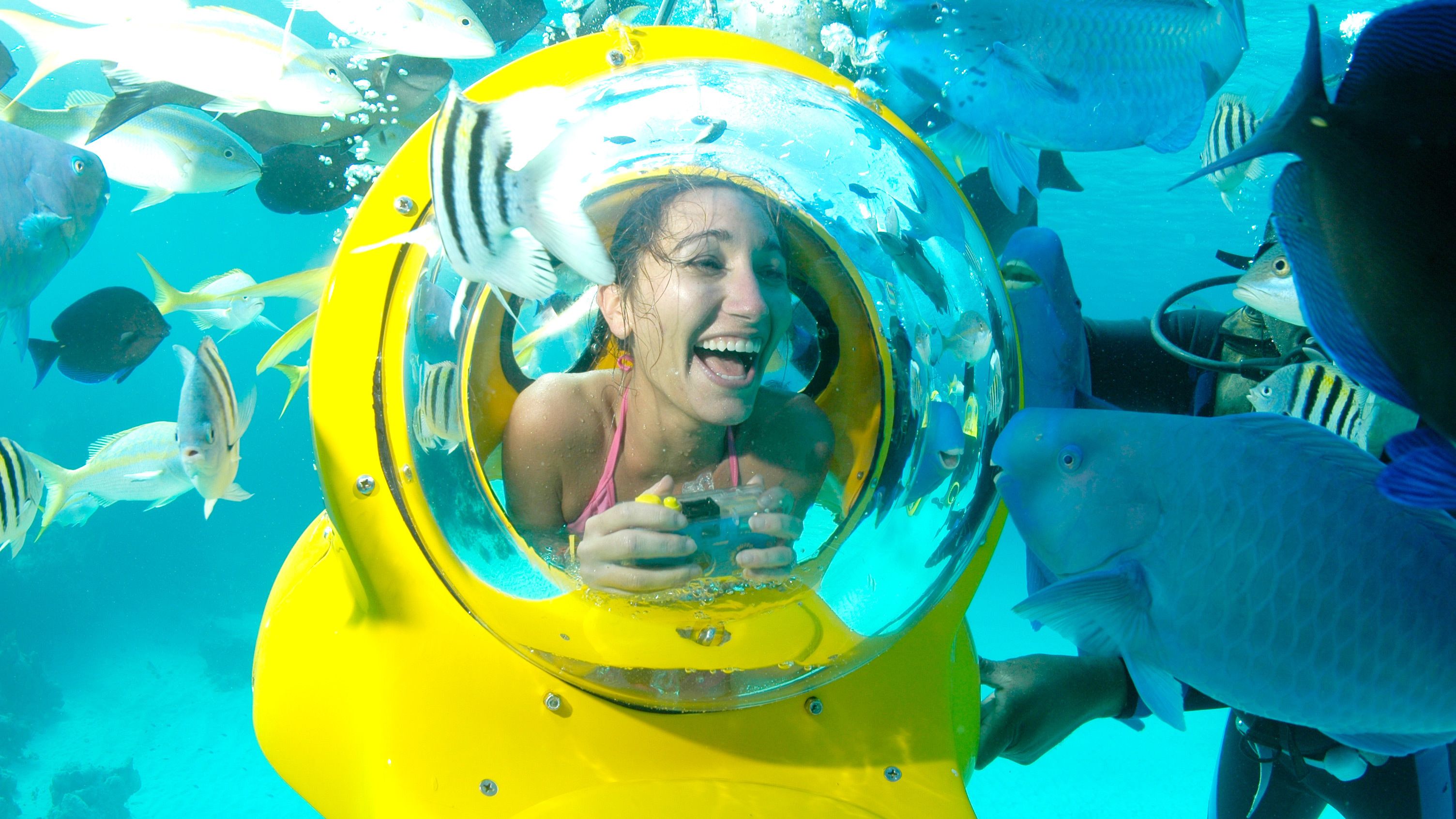 SUB Adventure by Personal Underwater Scooter in Bahamas