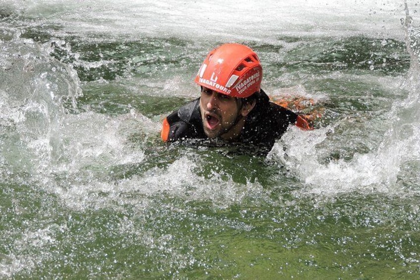 Lets swimm and dive while we do canyoning