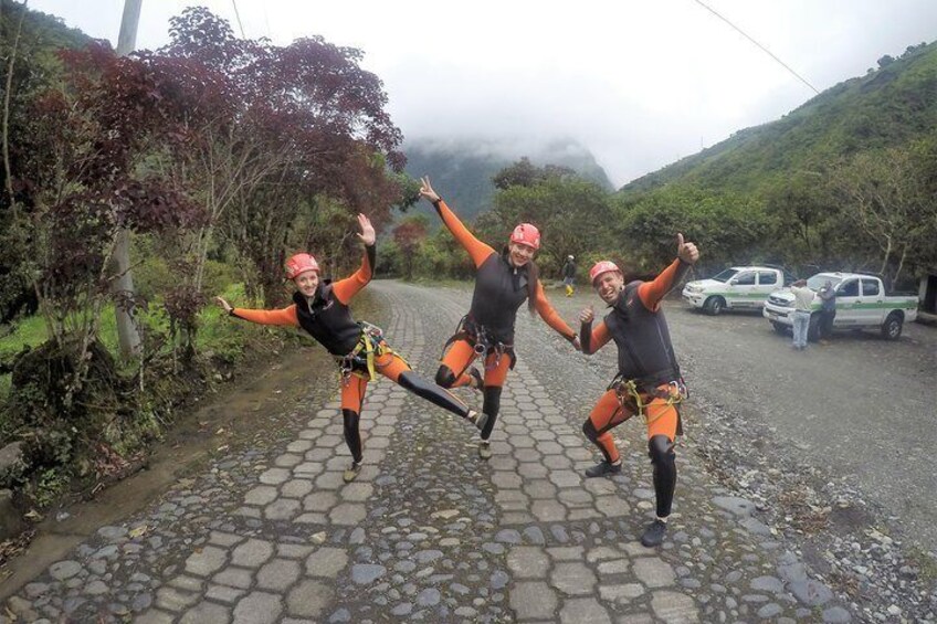 Canyoning Rio Blanco-Baños Ecuador