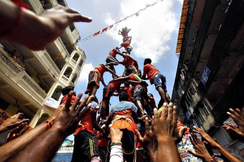 Dahi Handi Human Pyramid in Krishna Janmastami