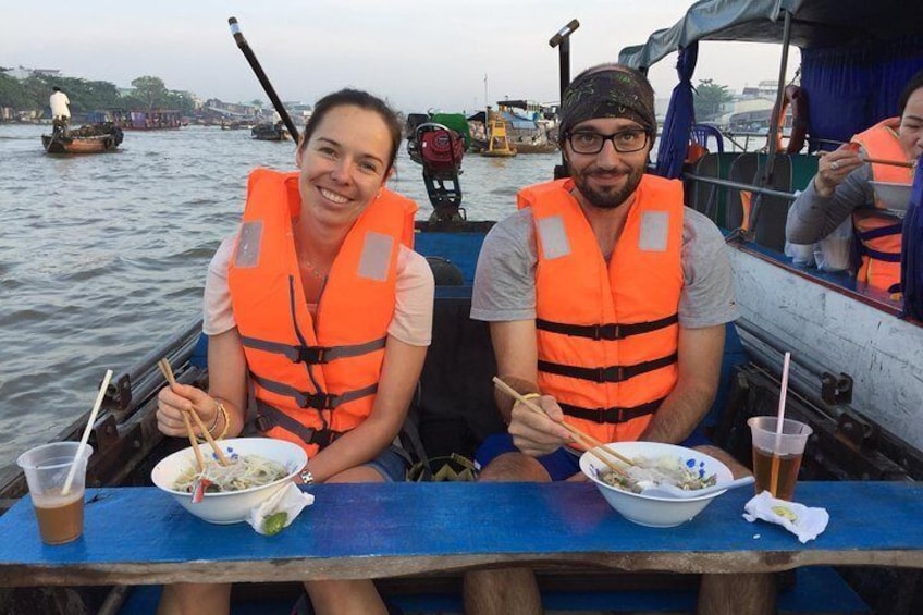 Mekong Delta and Cai Rang Floating Market 5-Hours Tour