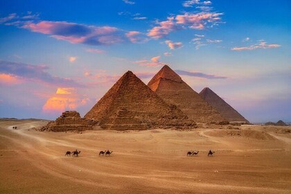 Private Full Day Tour at Giza