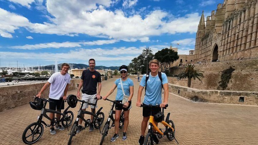 3 Hours E-Bike Tour in Palma