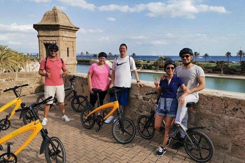 3 Hours E-Bike Tour in Palma de Mallorca