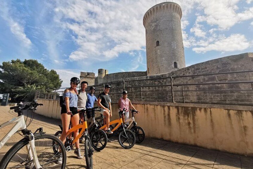 Small-Group Guided E-Bike Tour in Palma de Mallorca