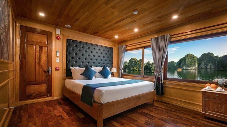 Deluxe Double Cabin