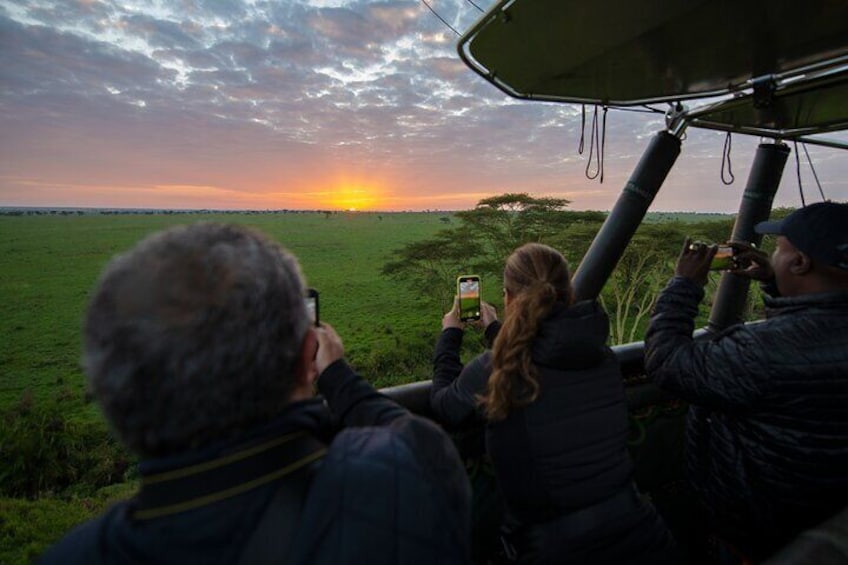 Miracle Experience | Hot Air Balloon Safari & Breakfast in Serengeti