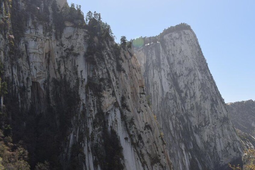 All Inclusive Day Tour to Mt. Huashan & Terra Cotta Army Museum