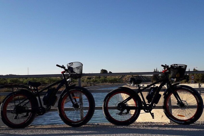 Embrace the fresh air and the beautiful views of the changing landscapes, from lake to the canals, orange to almond trees.