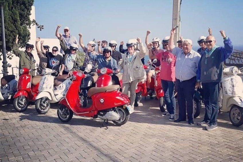 Vespa Tour Es Cubells, Ibiza.