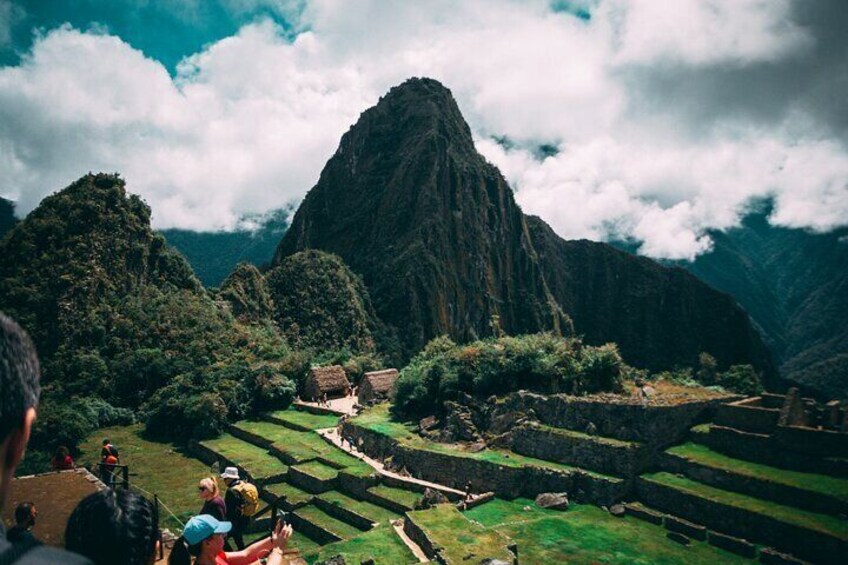 Machu Picchu Y Valle Sagrado 2 Días 1 Noche Desde Cusco
