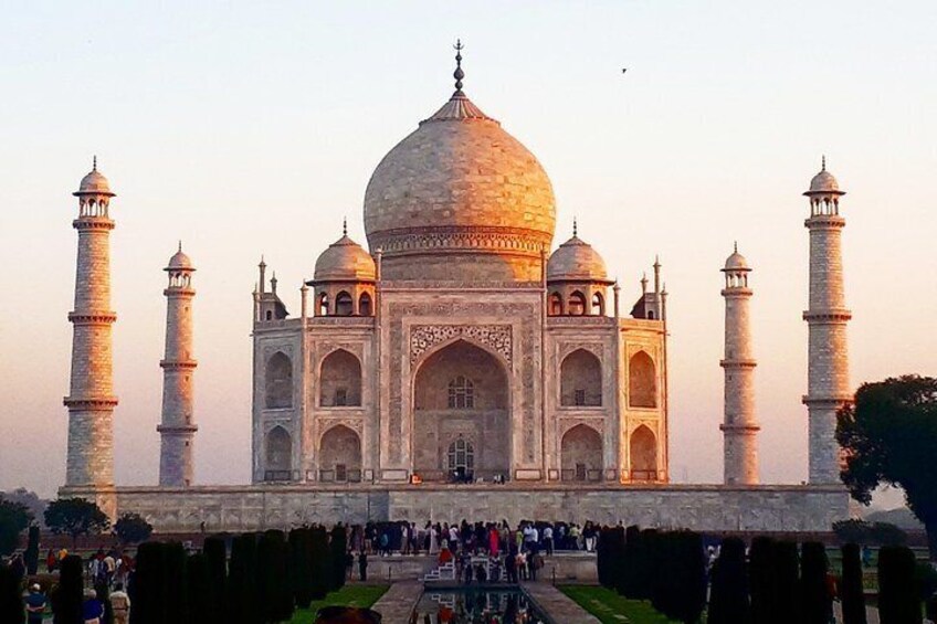 Taj Mahal sunrises view photo 