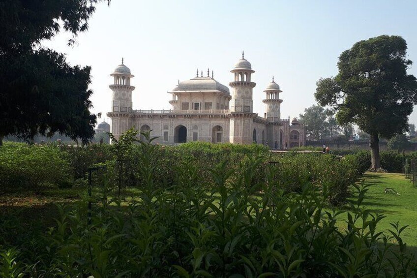 Itmad-ud-daula (Baby Taj)