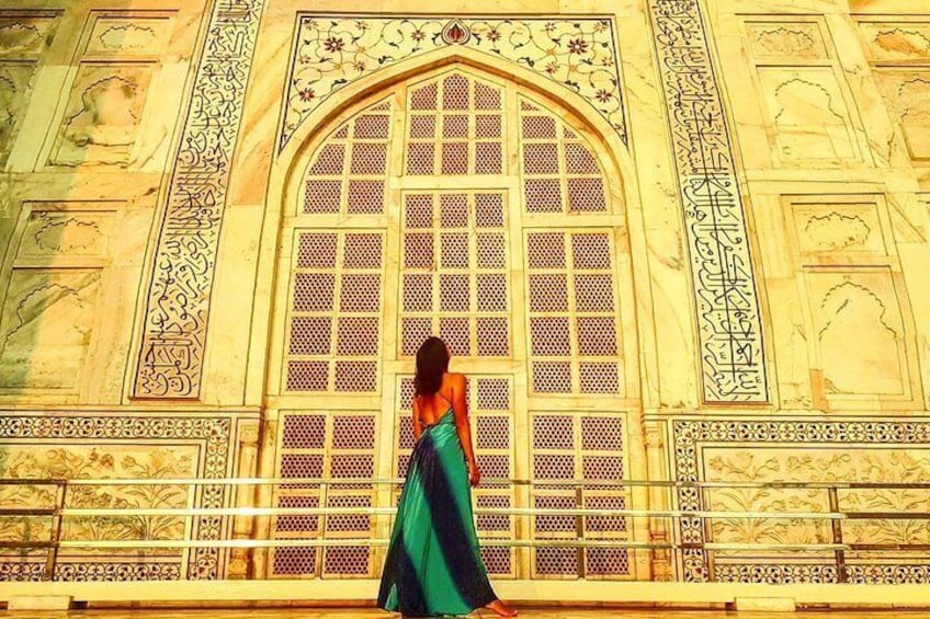 Fall in love taj