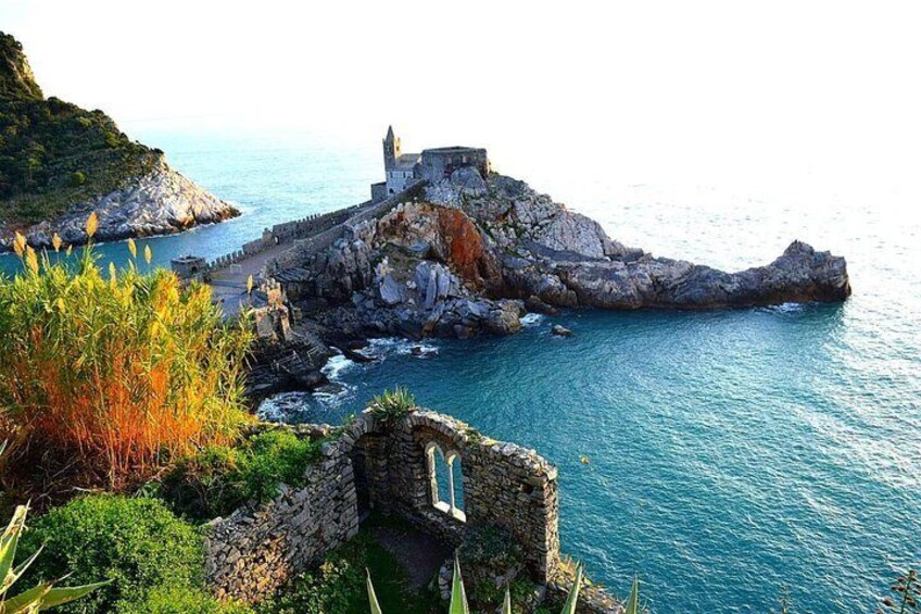 Cinque Terre from La Spezia: Private Shore Excursion with Wine & Cheese Tasting