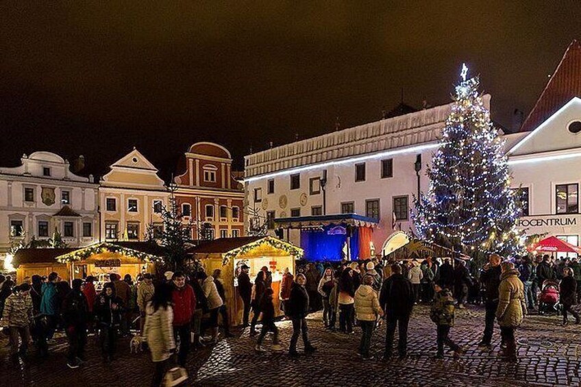 Cesky Krumlov Advent Day Trip Visit The Most Beautiful Christmas City