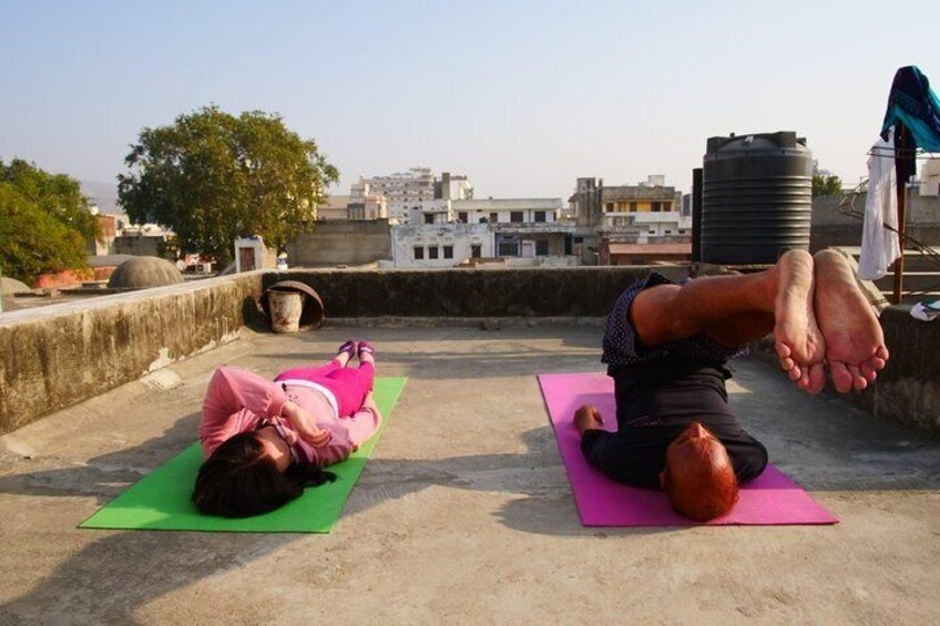 Roof Top Yoga Class in Jaipur with Transportation facility