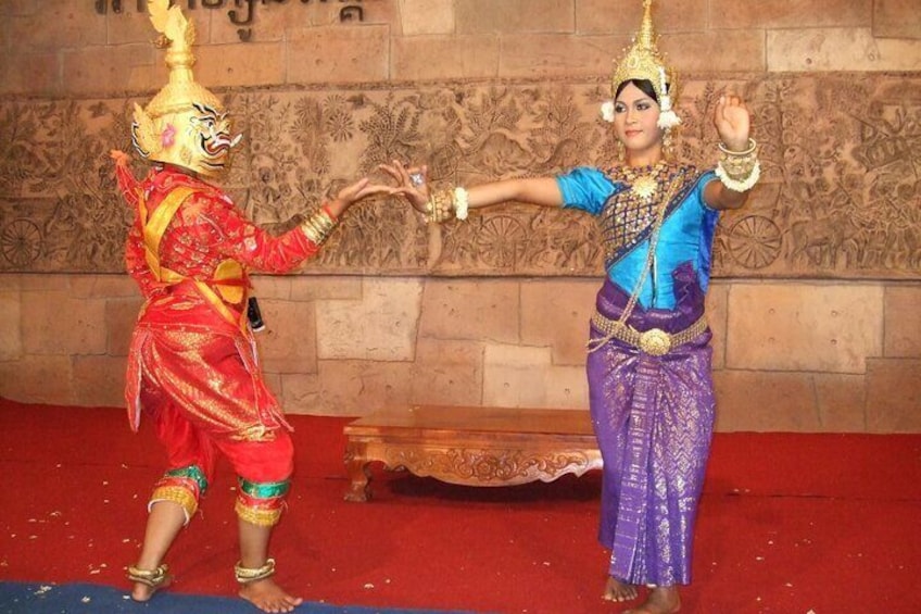 Apsara Dancing Show with Buffet Dinner
