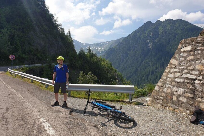 TRANSFAGARASAN & BALEA LAKE e-Bike TOUR